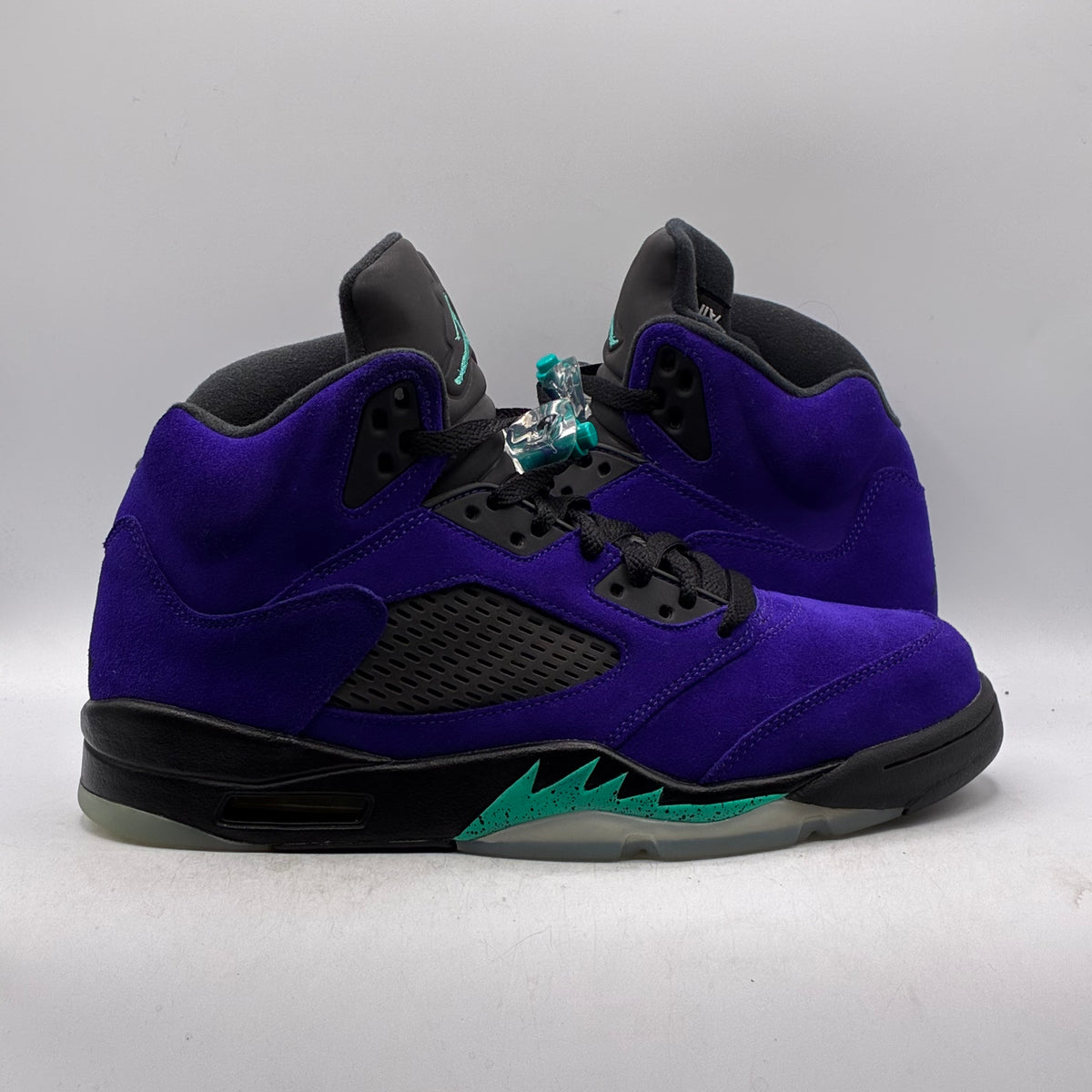 (USED) Jordan 5 Alternate Grape Size 9.5