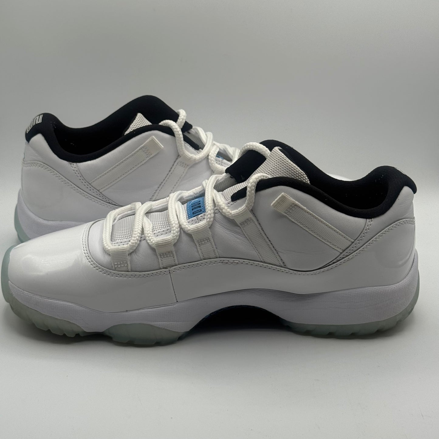 (USED) Jordan 11 Low Legend Blue Size 10.5