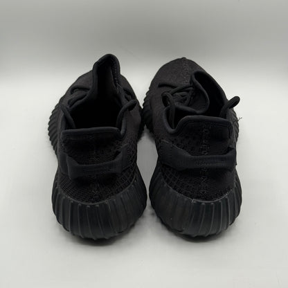 (USED NO BOX) Yeezy 350 Onyx Size 10