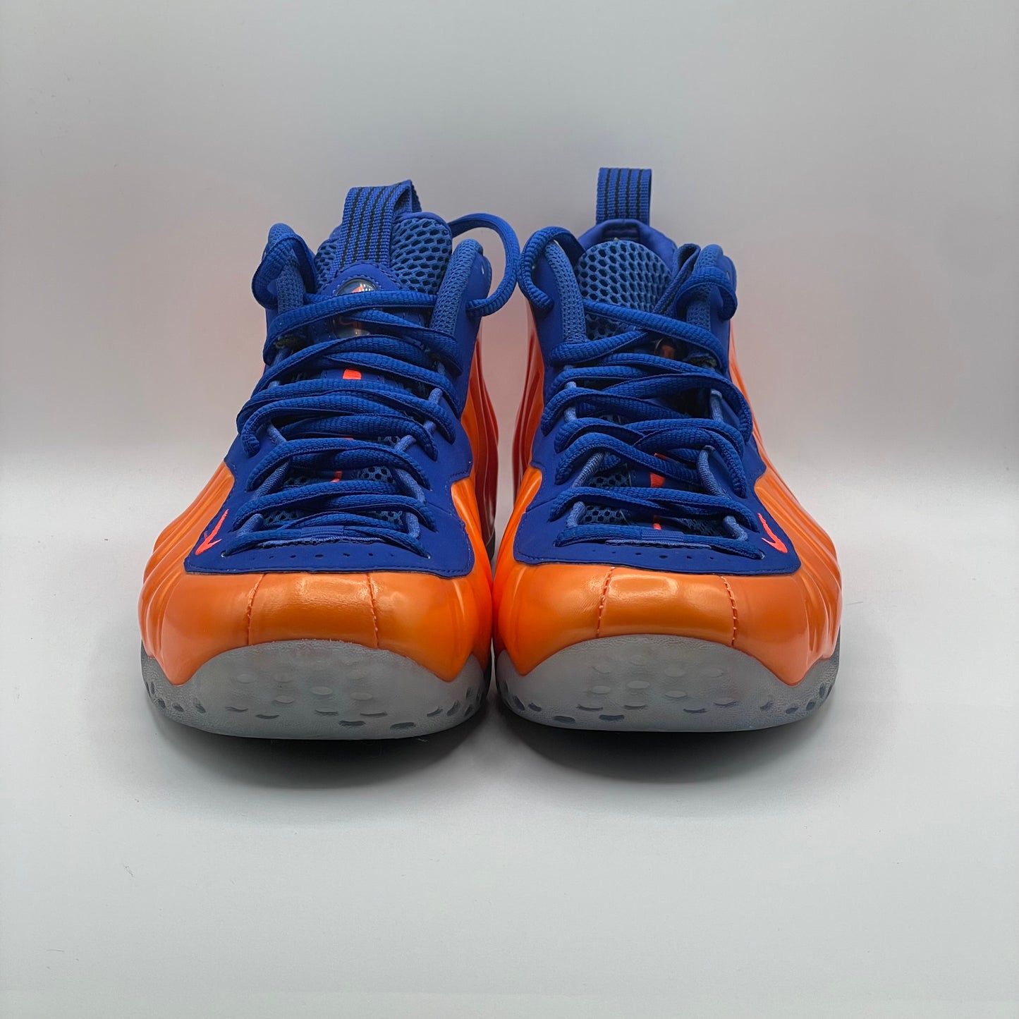 (USED) Nike Foamposite Knicks Size 8