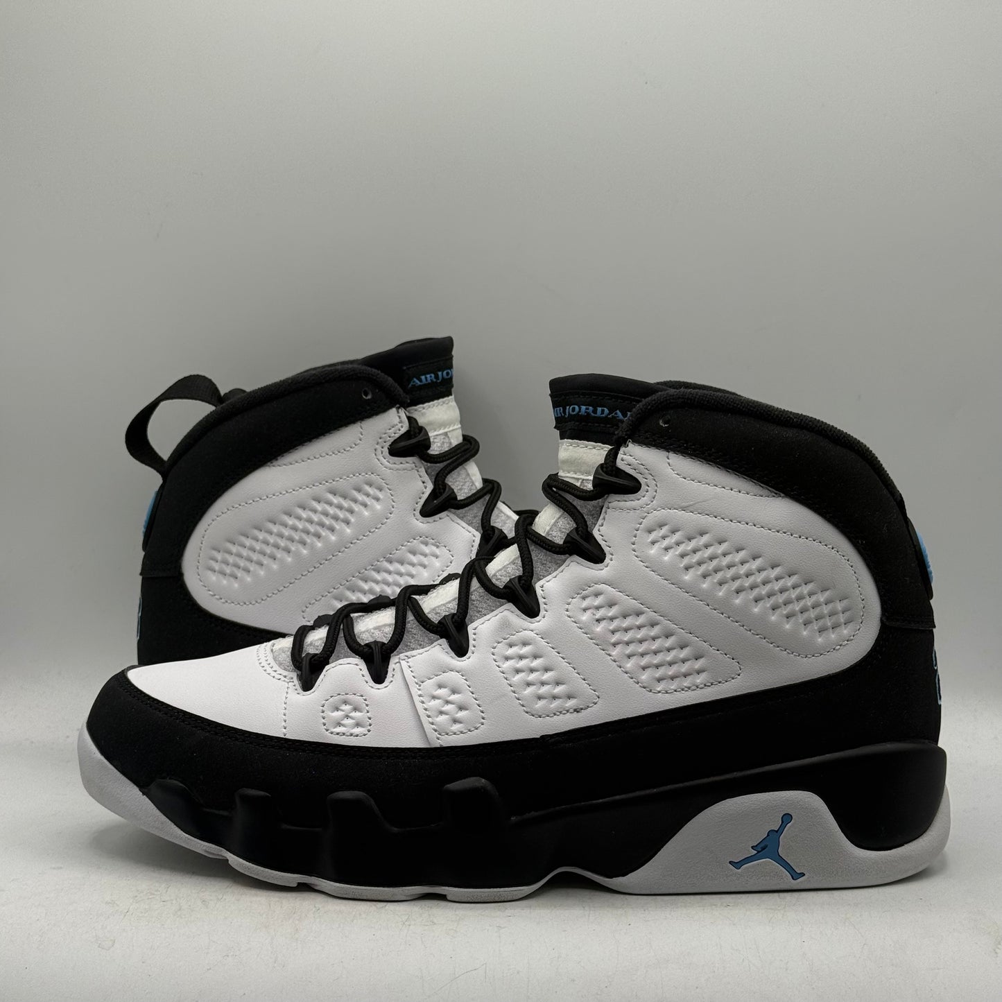 (USED) Jordan 9 University Blue Size 9.5