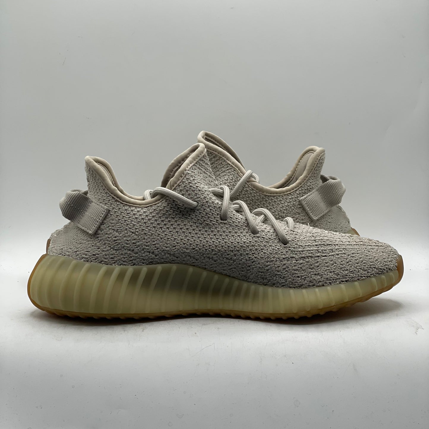 (USED) Yeezy 350 V2 Sesame Size 8.5