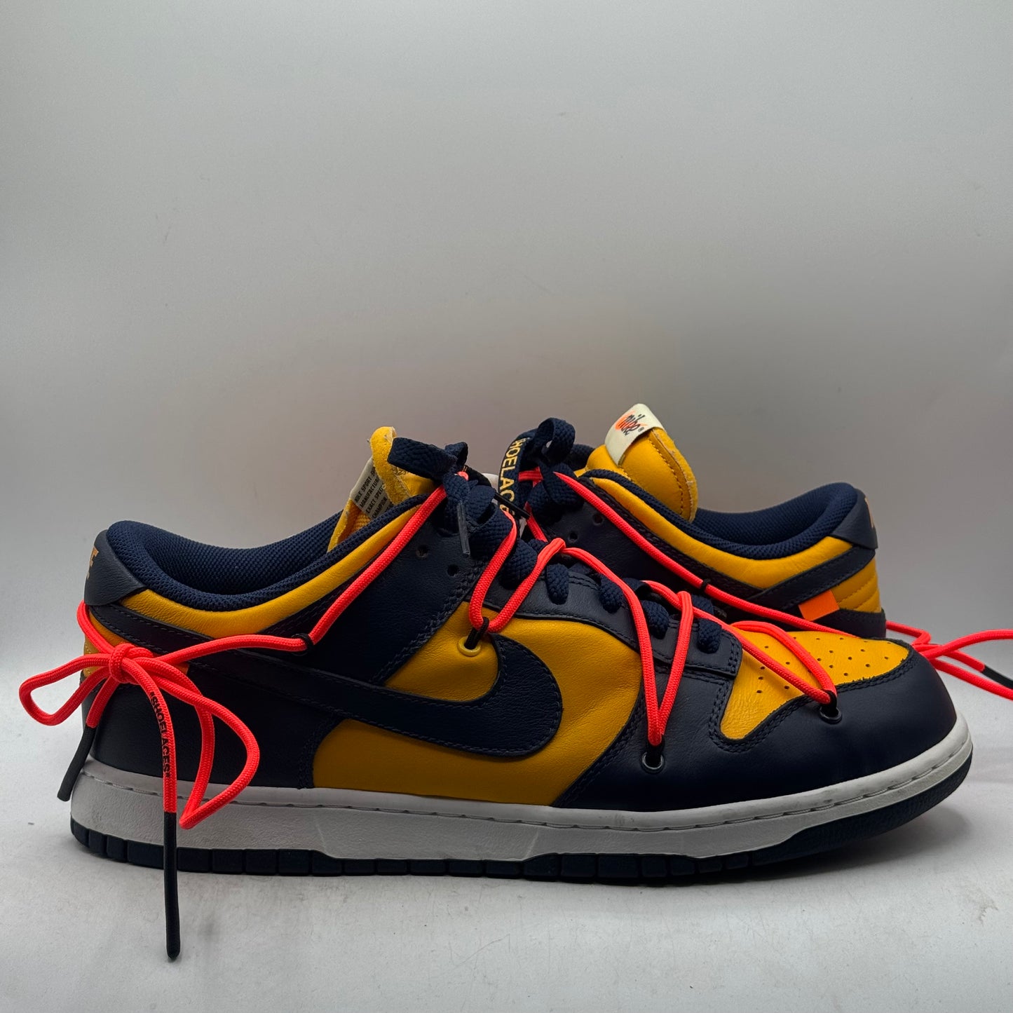 (USED) Nike Dunk Low Off-White Michigan Size 12