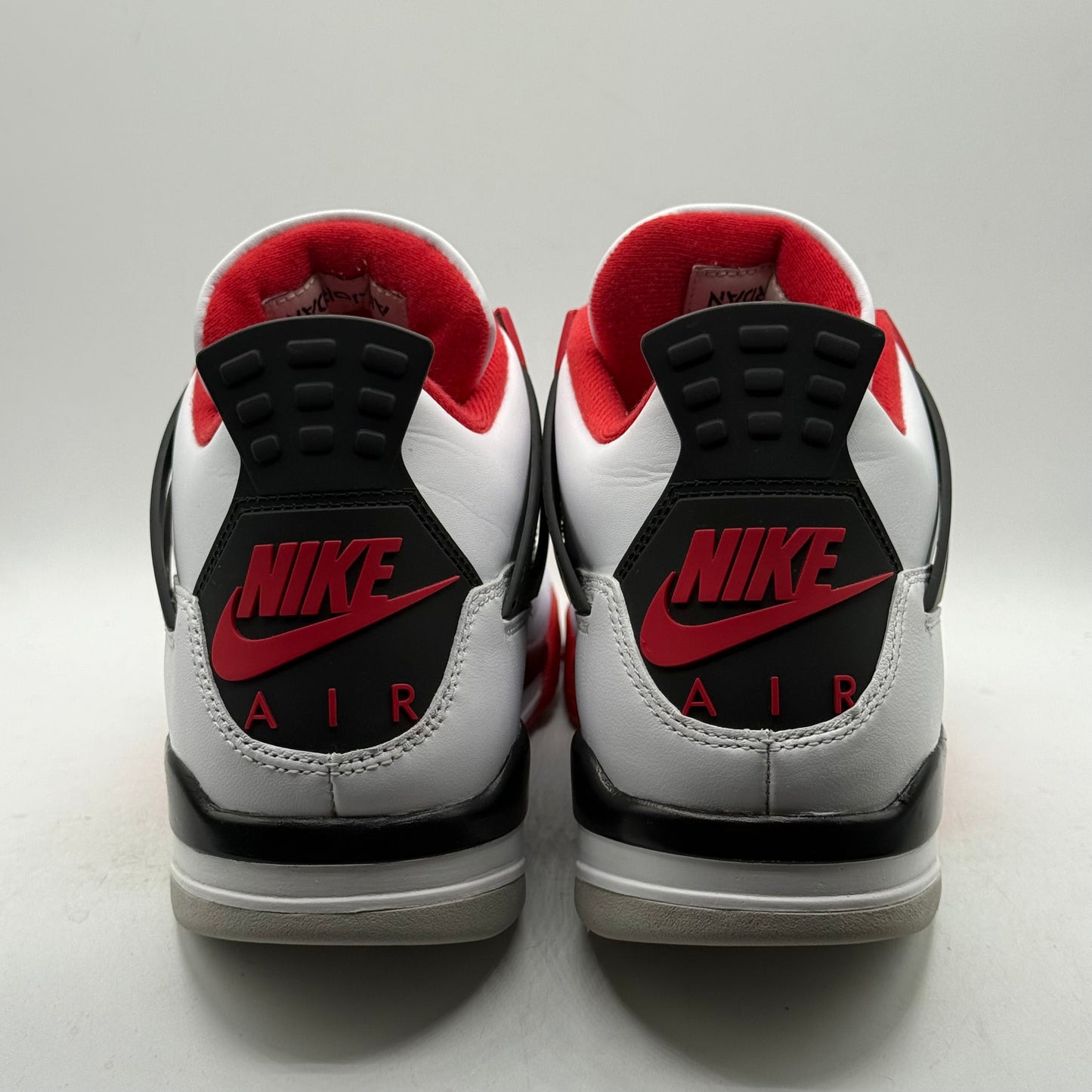 (USED) Jordan 4 Fire Red (2020) Size 10.5