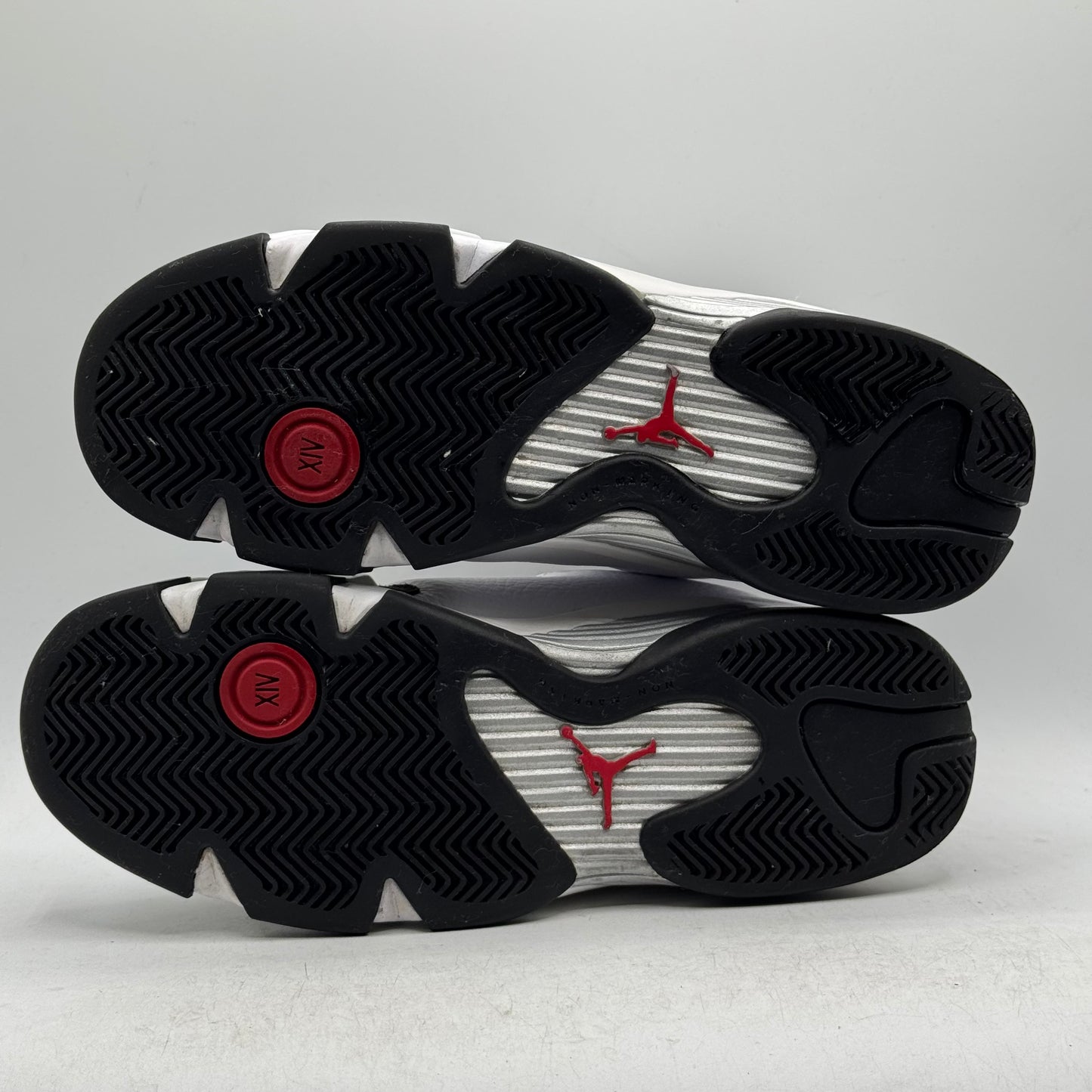 (Used) Jordan 14 Black Toe Size 6.5Y