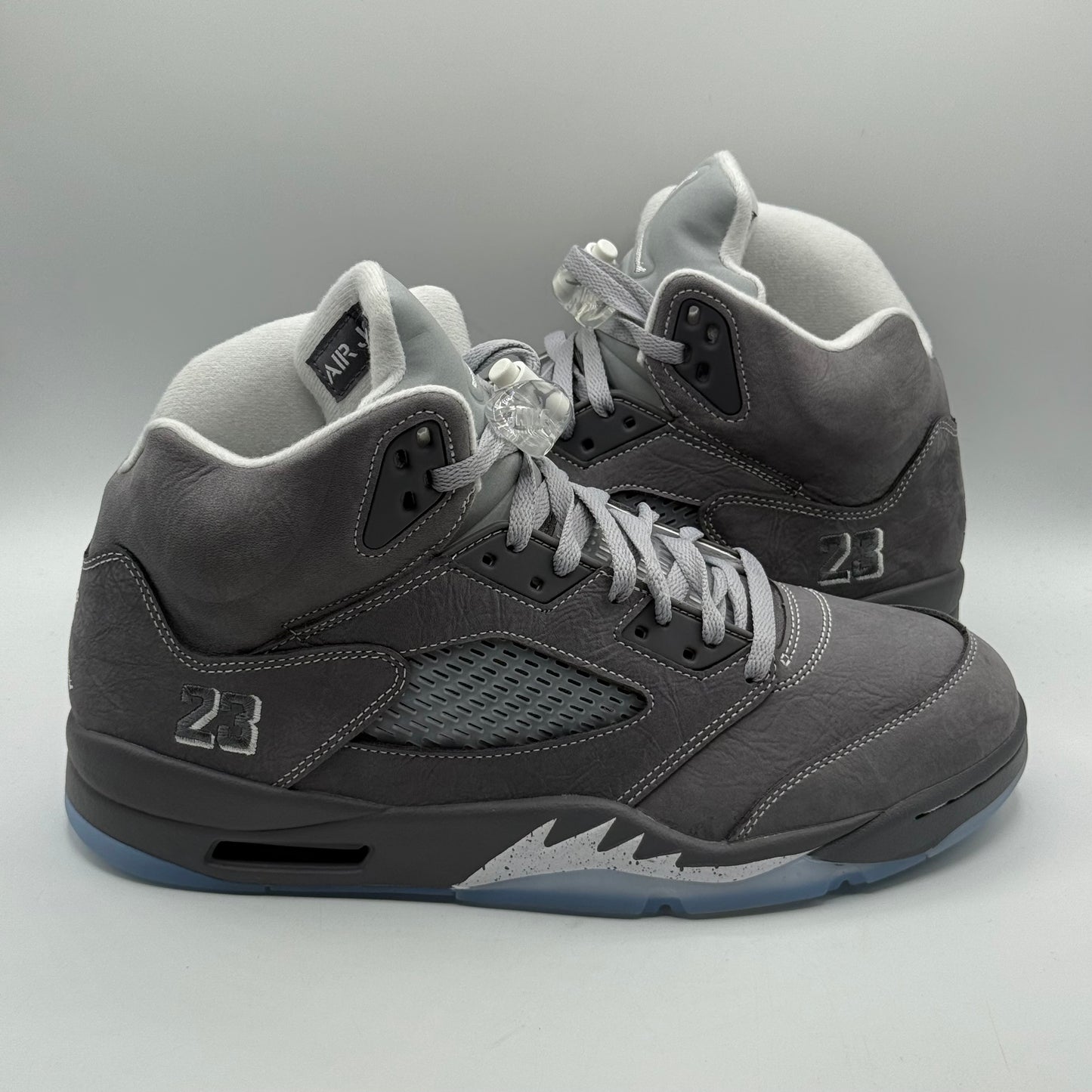 (USED) Jordan 5 Wolf Grey Size 11