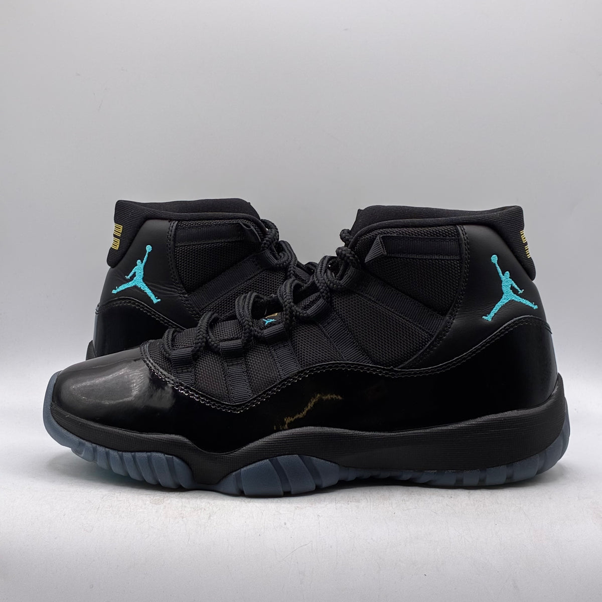 (USED) Jordan 11 Gamma Blue (2025) Size 10
