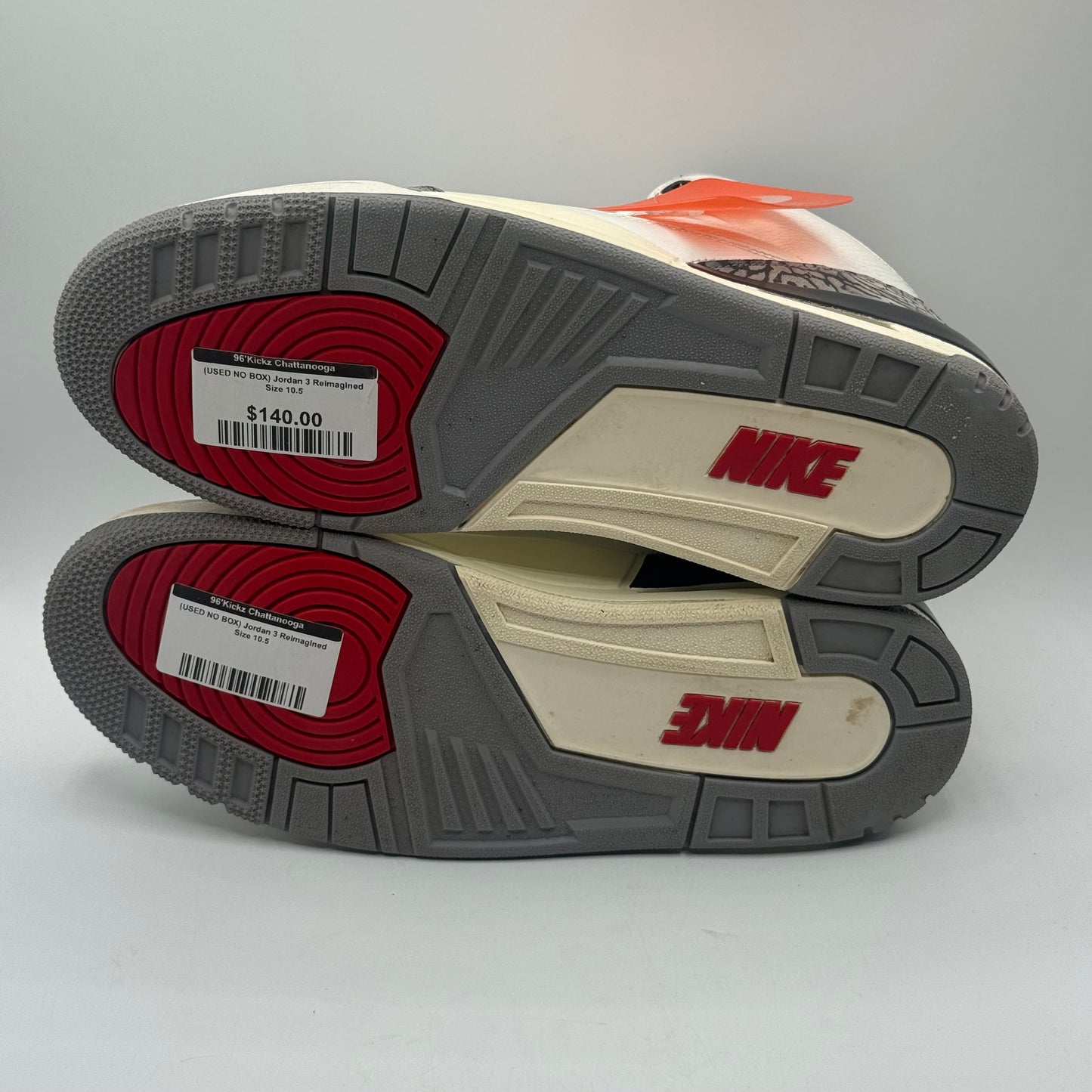 (USED NO BOX) Jordan 3 Reimagined Size 10.5