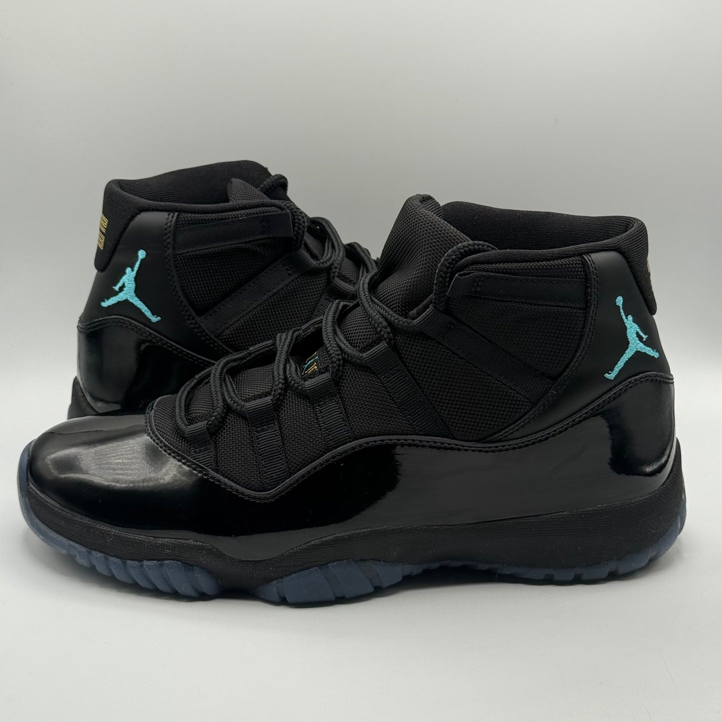 (USED) Jordan 11 Gamma Size 11