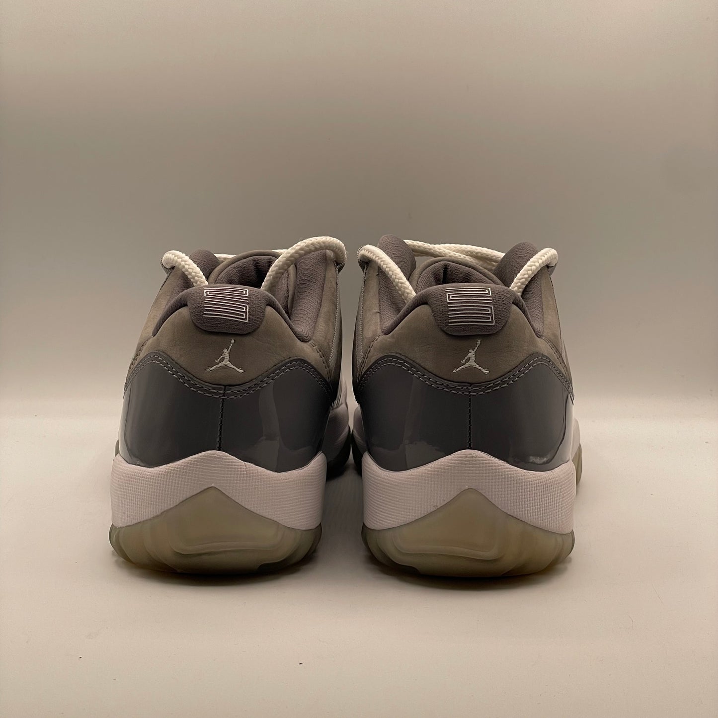 (USED) Jordan 11 Low Cool Grey Size 10