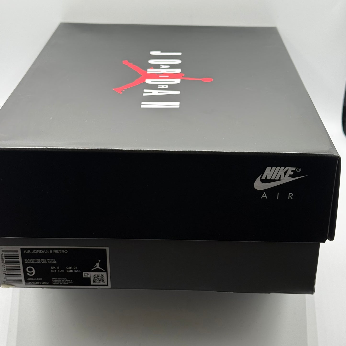 (Used) Jordan  8 Playoff Size 9