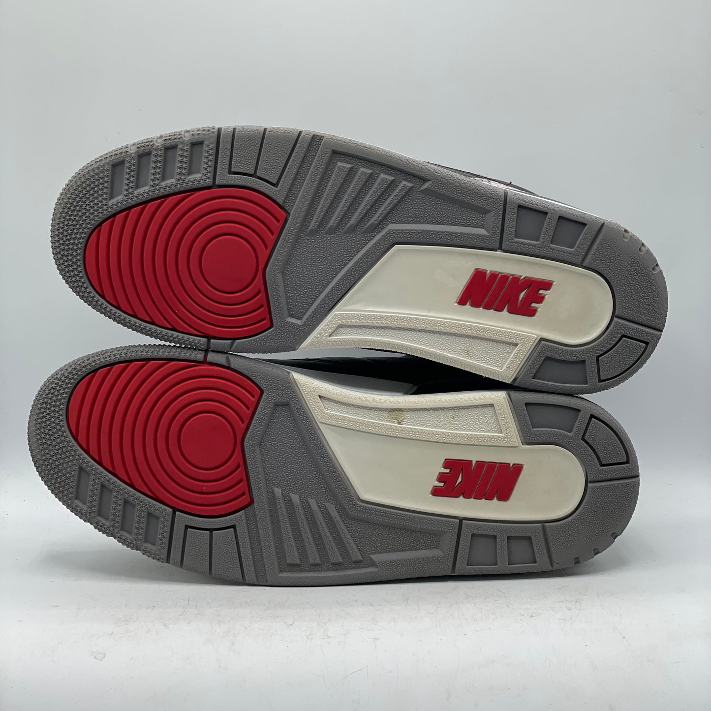 (USED) Jordan 3 Black Cement (2024) Size 10.5