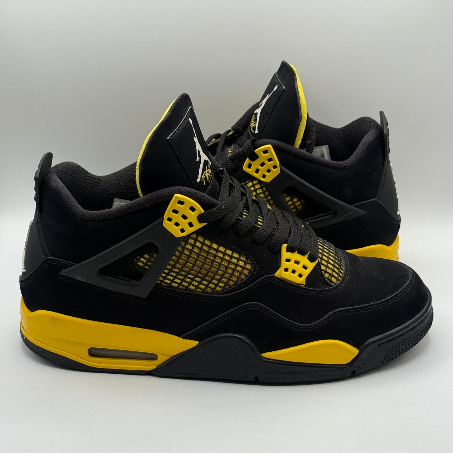 (USED) Jordan 4 Thunder Size 10.5
