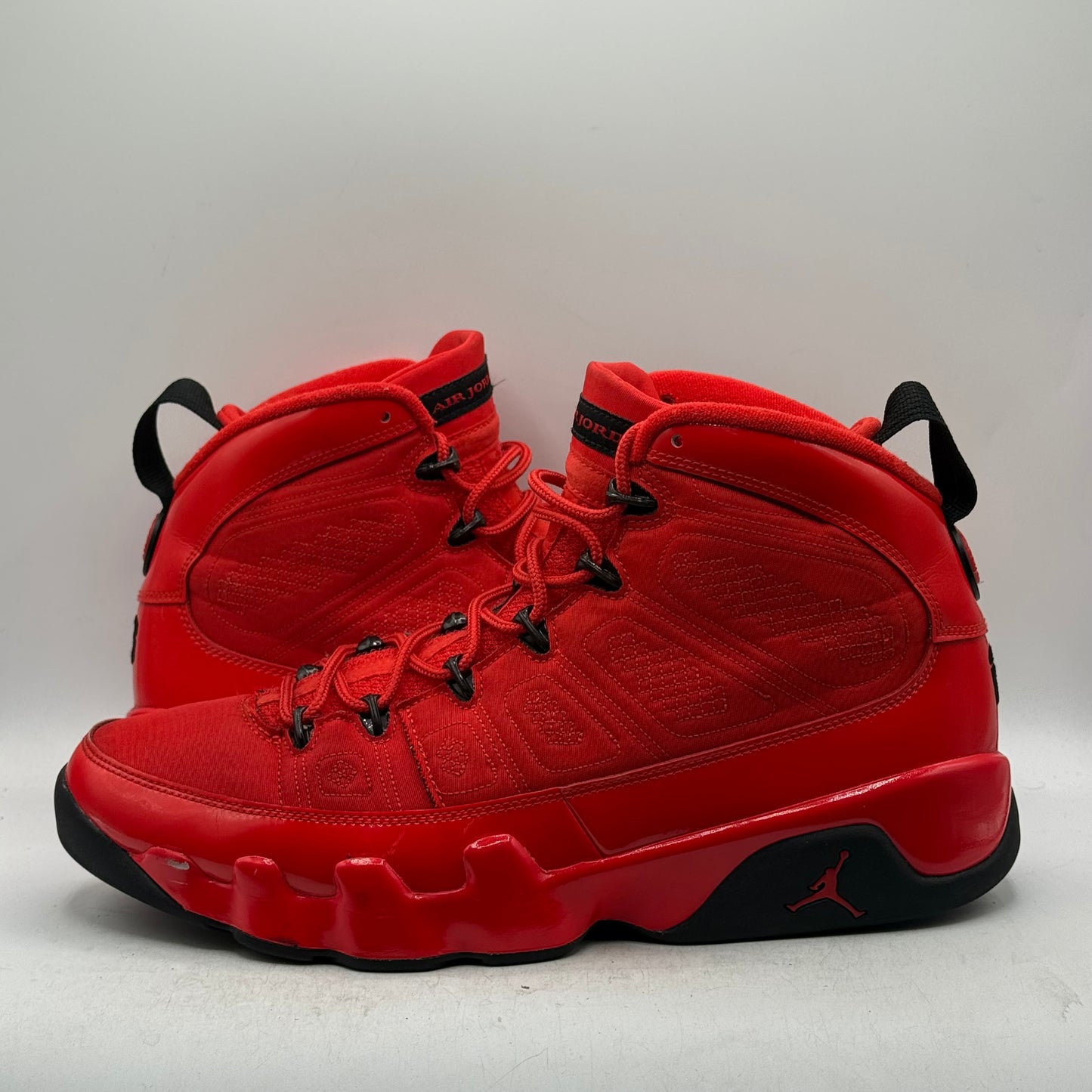 (Used No Box) Jordan 9 Chili Red Size 12