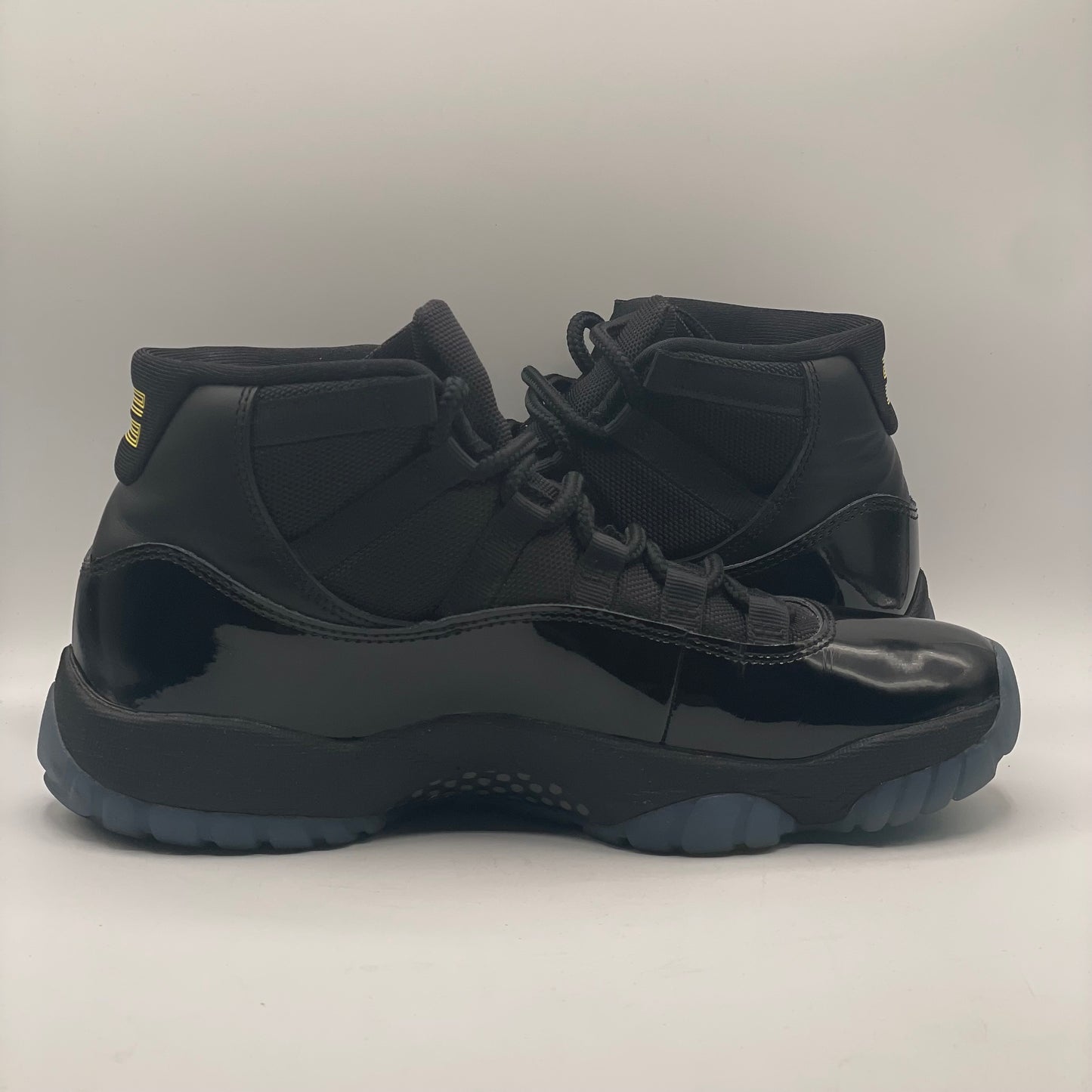 (USED) Jordan 11 Gamma Size 8
