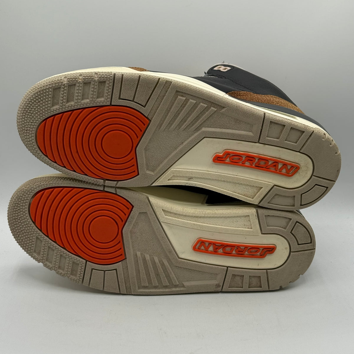 (USED) Jordan 3 Desert Elephant Size 9