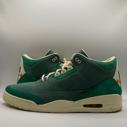 (USED NO BOX) Jordan 3 Nina Chanel Size 15.5W/14M
