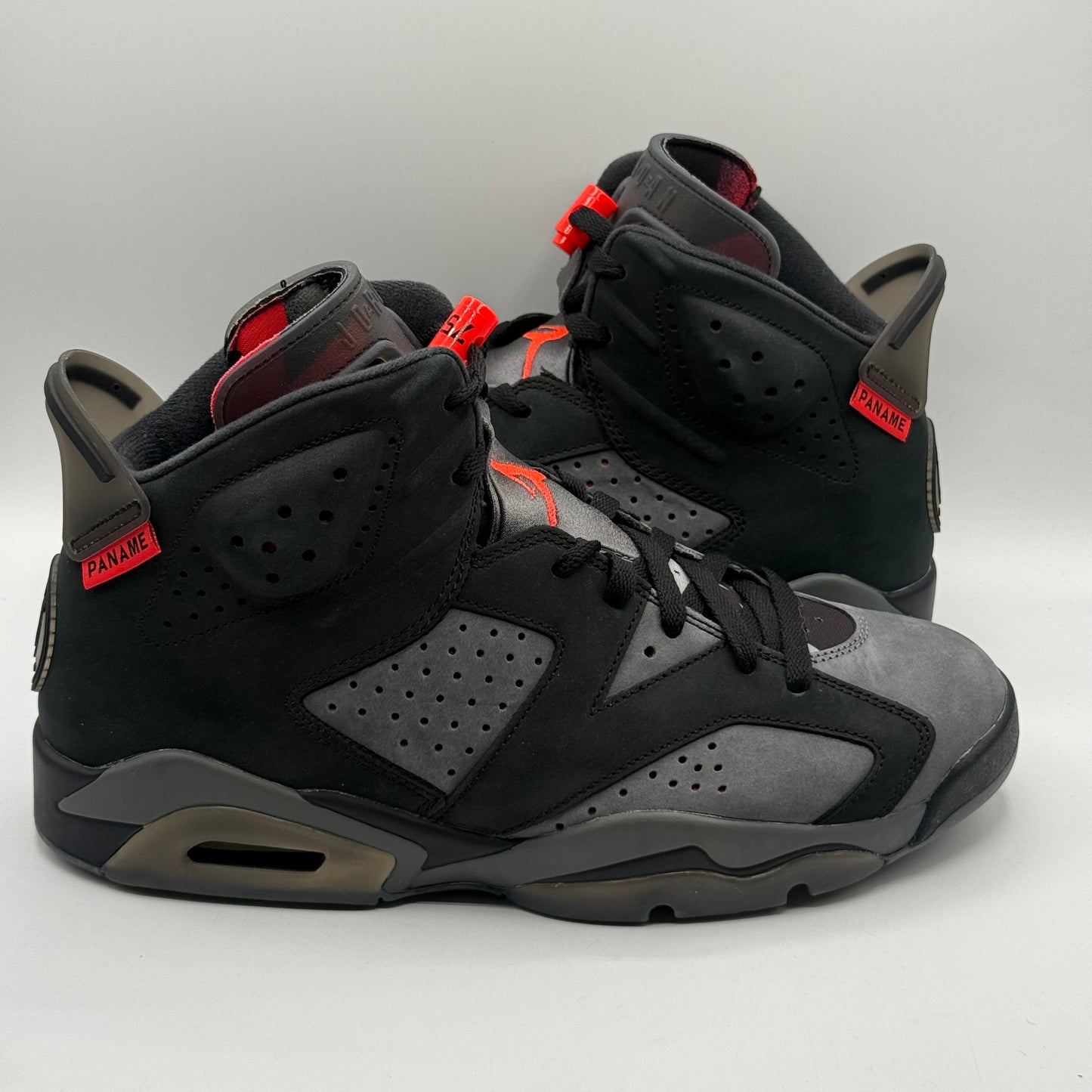 (USED) Jordan 6 PSG Size 10.5