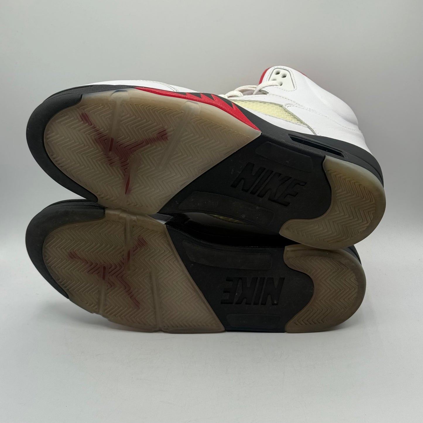(USED) Jordan 5 Fire Red Size 10