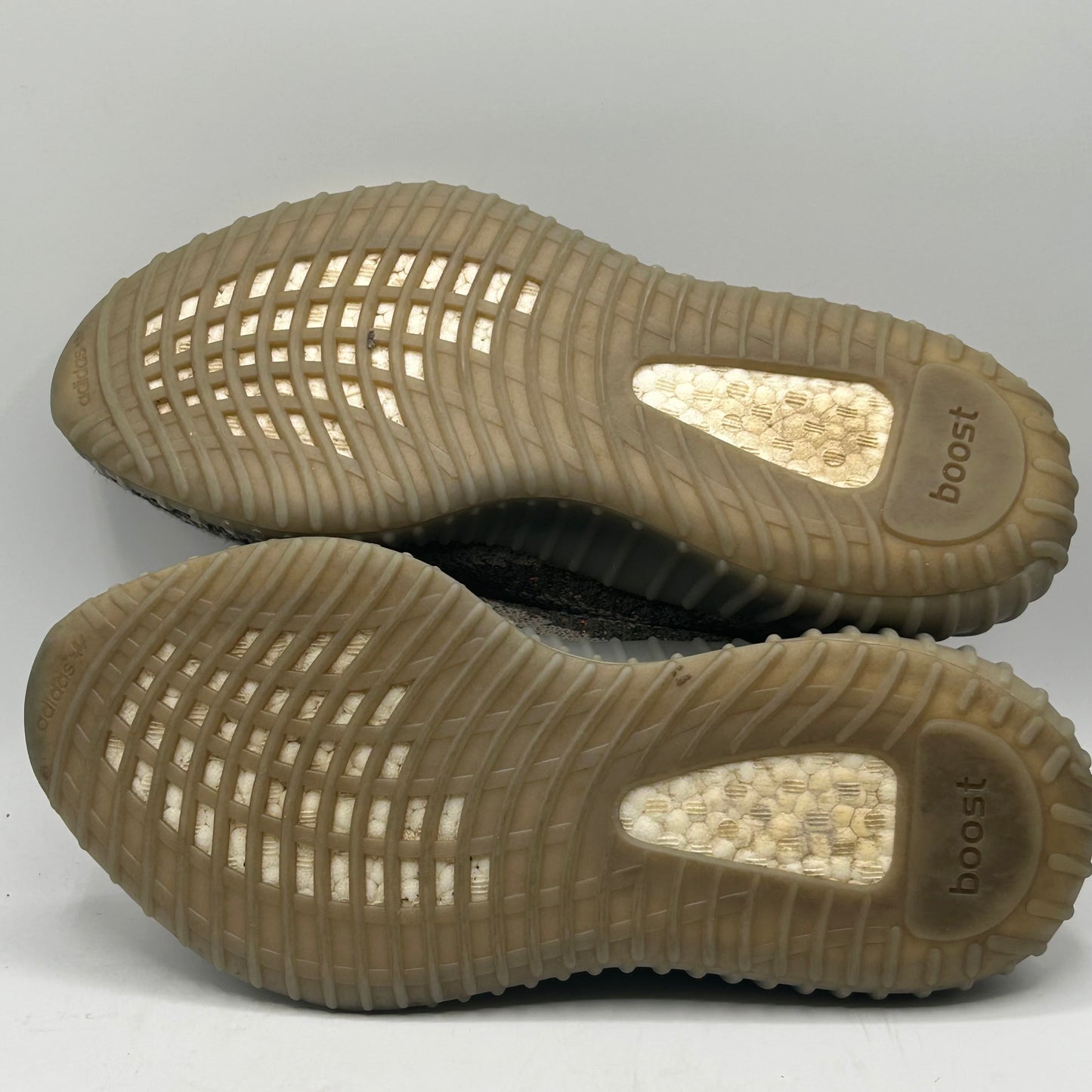 (Used) Yeezy 350 Beluga Reflective Size 8