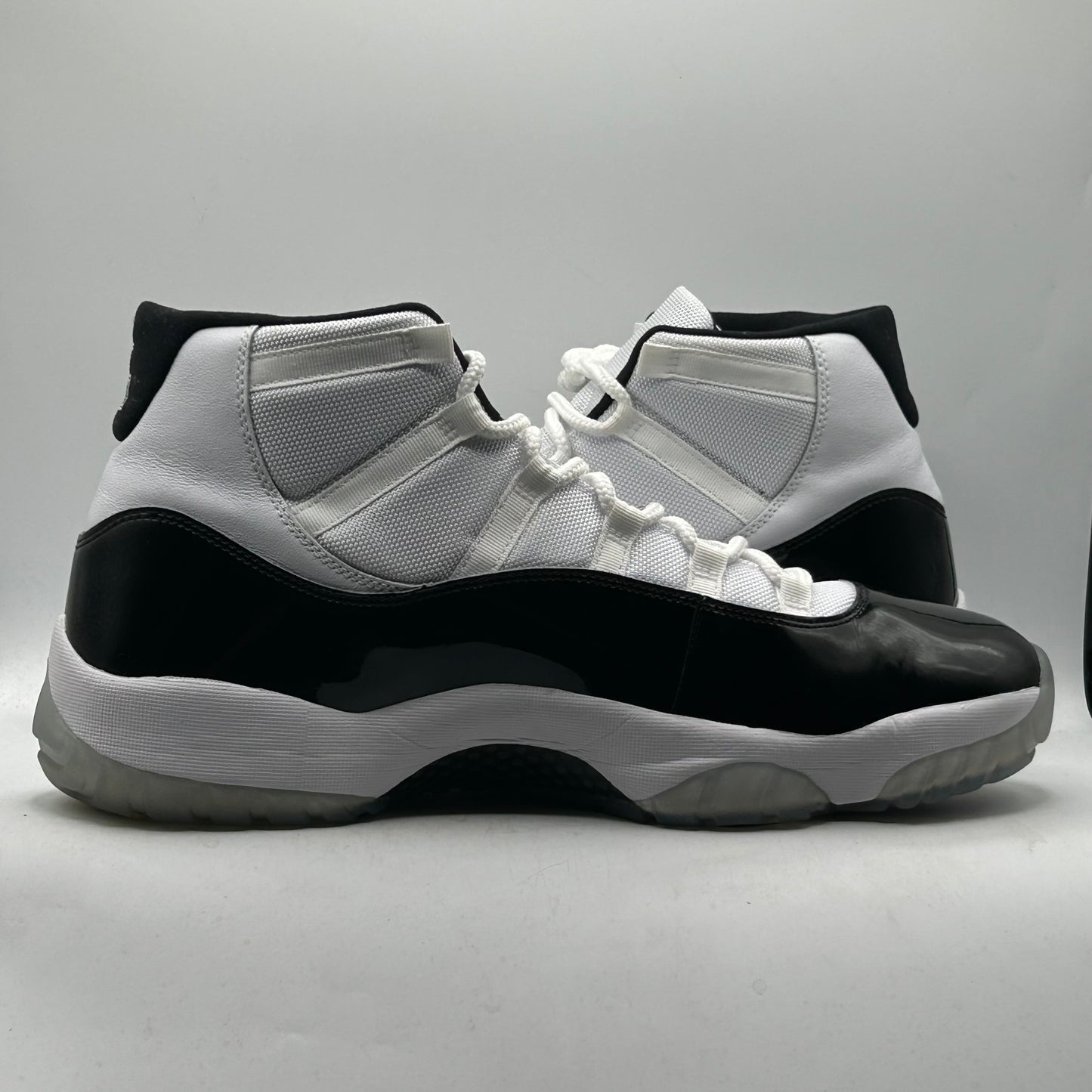 (Used No Box) Jordan 11 High Concord (2018) Size 15