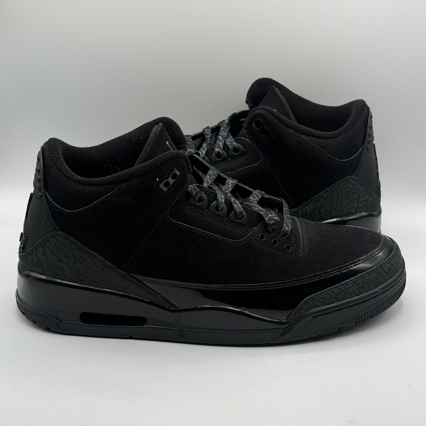 (USED) Jordan 3 Black Cat Size 12