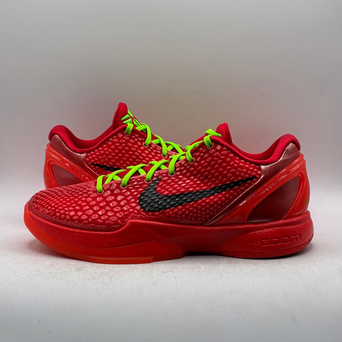 (USED) Nike Kobe 6 Protro Reverse Grinch Size 7.5