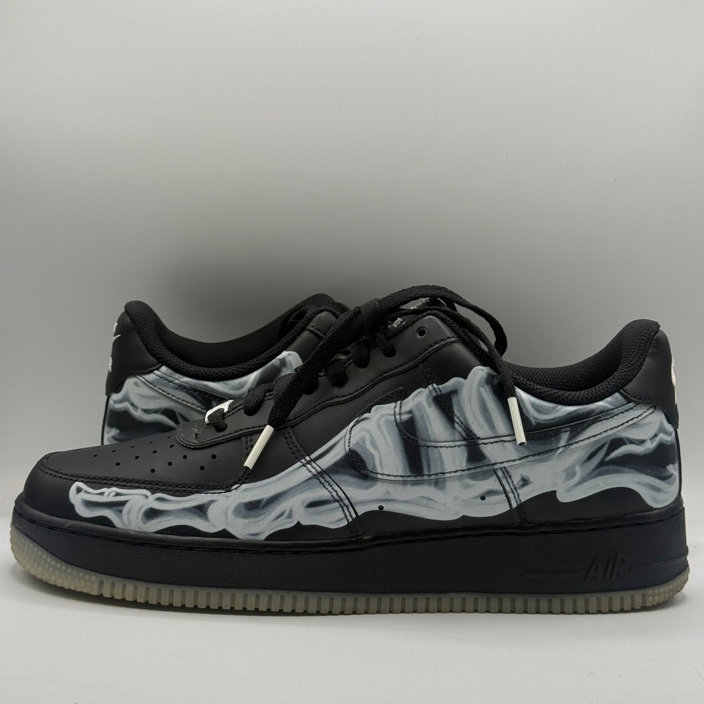 (USED) Nike Air Force 1 Low Skeleton Black Size 9.5