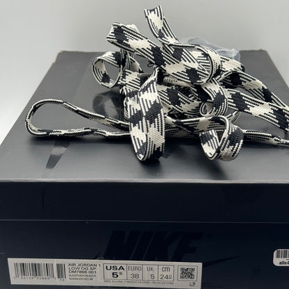 (USED) Jordan 1 Low Travis Scott Black Phantom Size 5.5