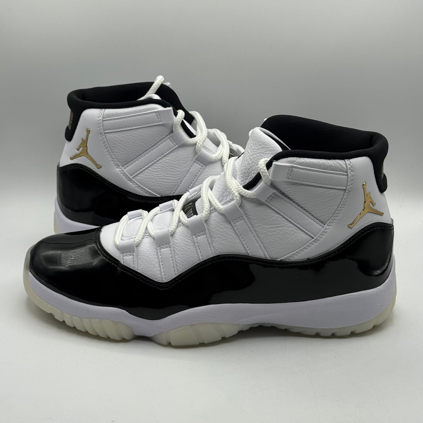 (USED) Jordan 11 High Gratitude Size 10
