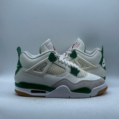 (USED NO BOX) Jordan 4 SB Pine Green Size 7.5