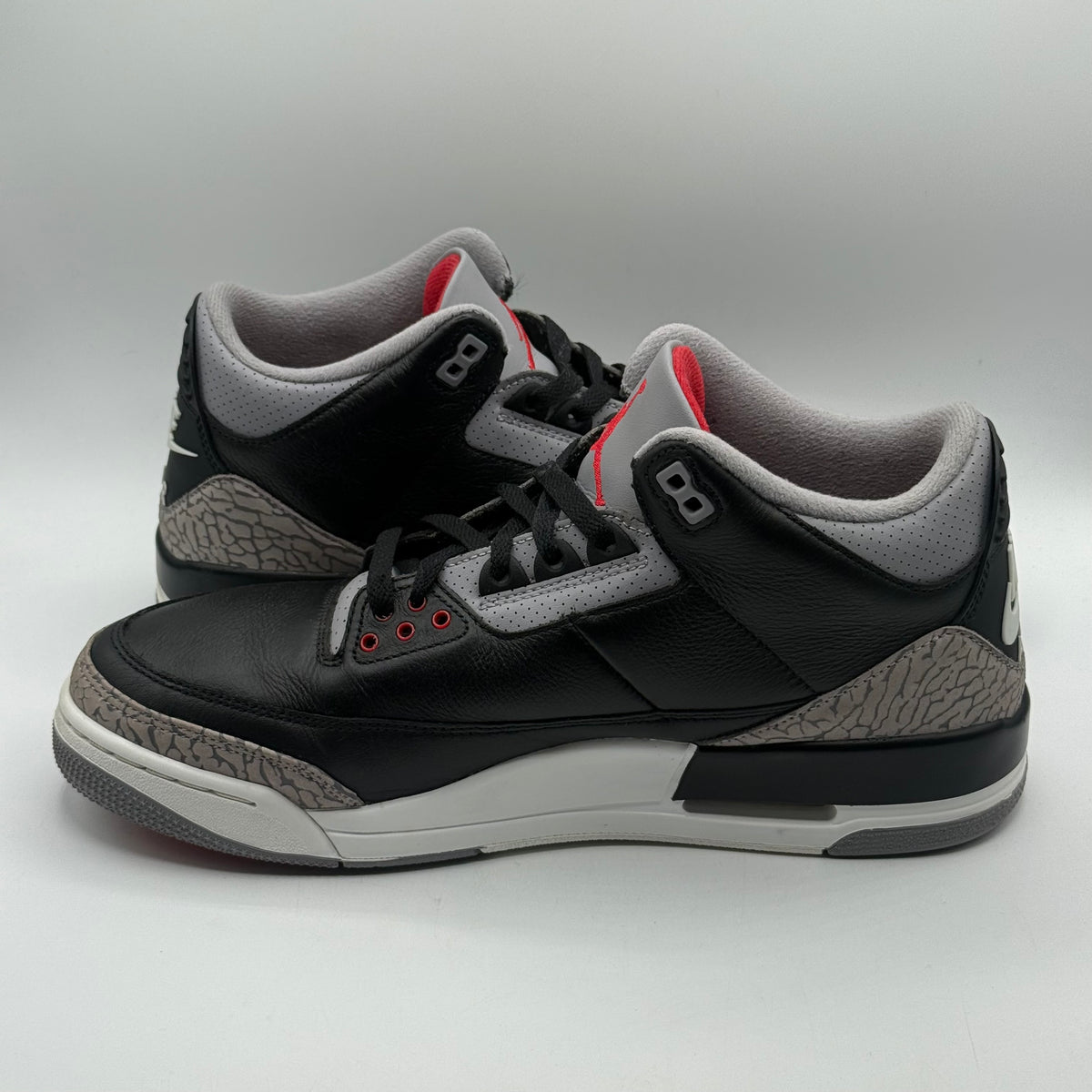 (USED) Jordan 3 Black Cement Size 11