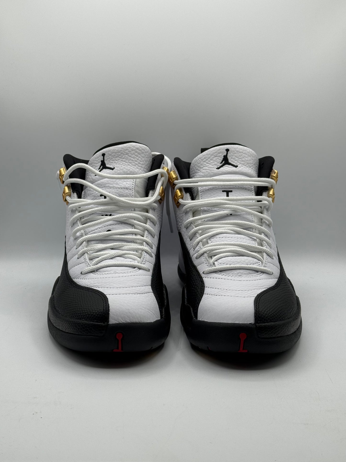(USED) Jordan 12 Taxi Size 9