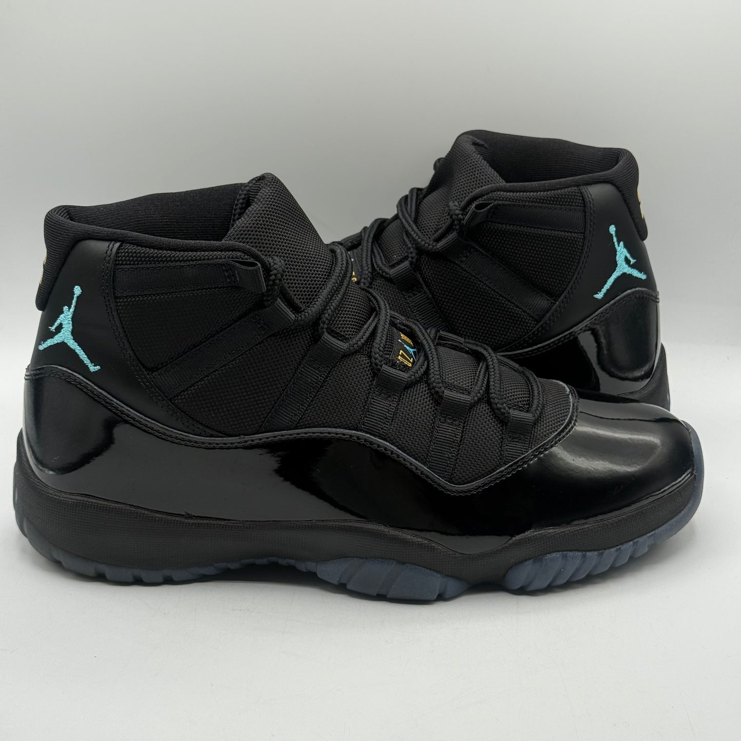 (USED) Jordan 11 Gamma Size 11