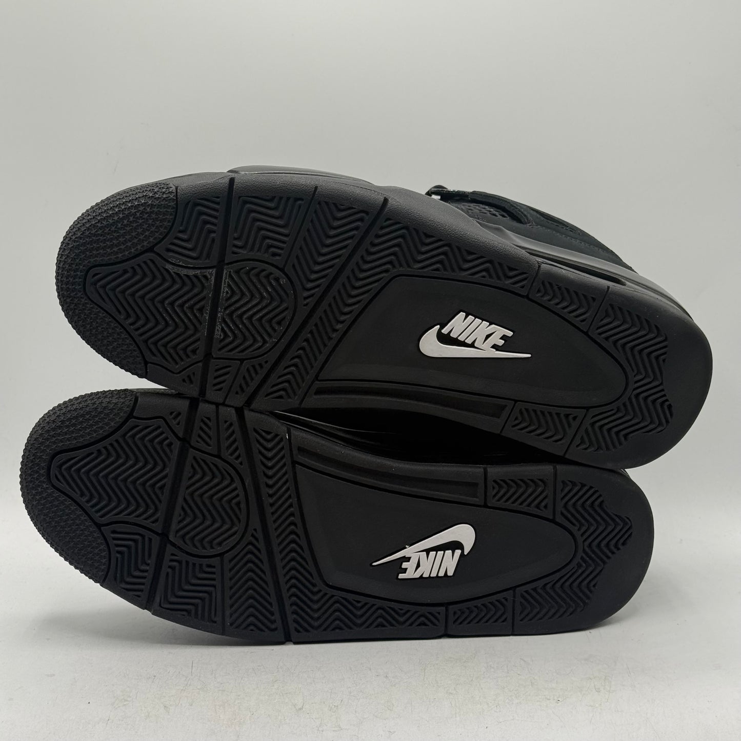 (USED) Jordan 4 Black Cat (2025) Size 10