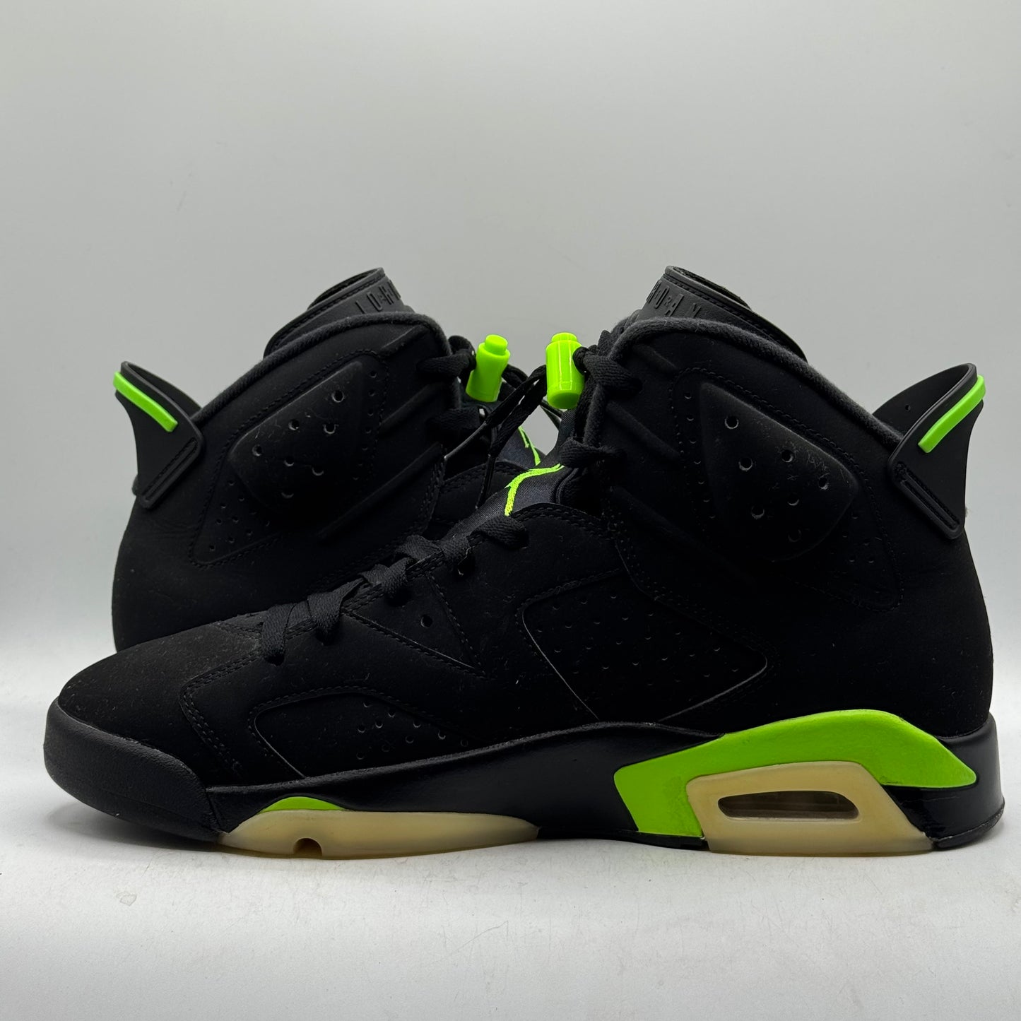 (USED) NO BOX Jordan 6 Electric Green Size 11.5