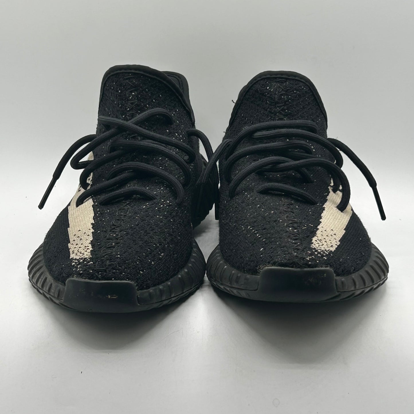 (Used) Yeezy 350 Oreo Size 8.5