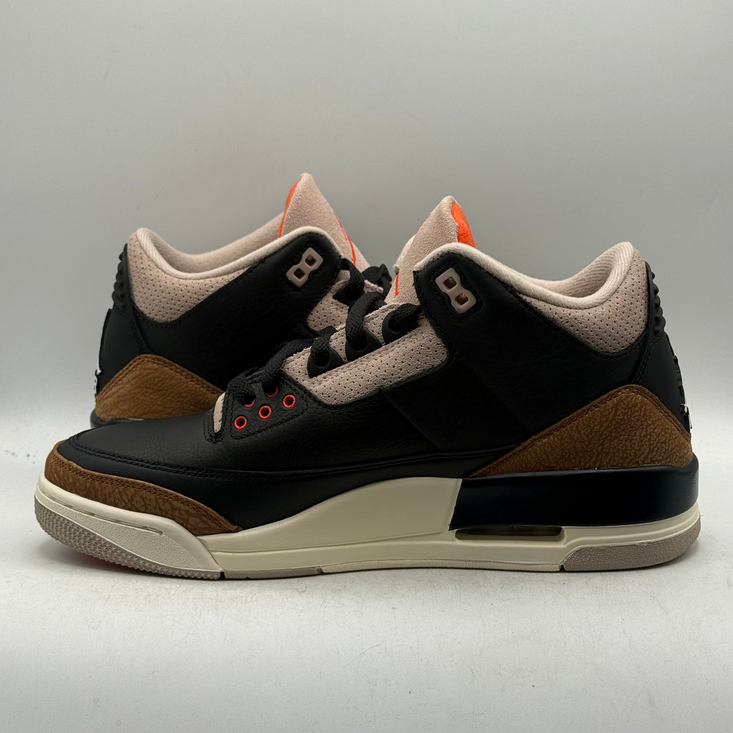 (Tried On) Jordan 3 Desert Elephant Size 9