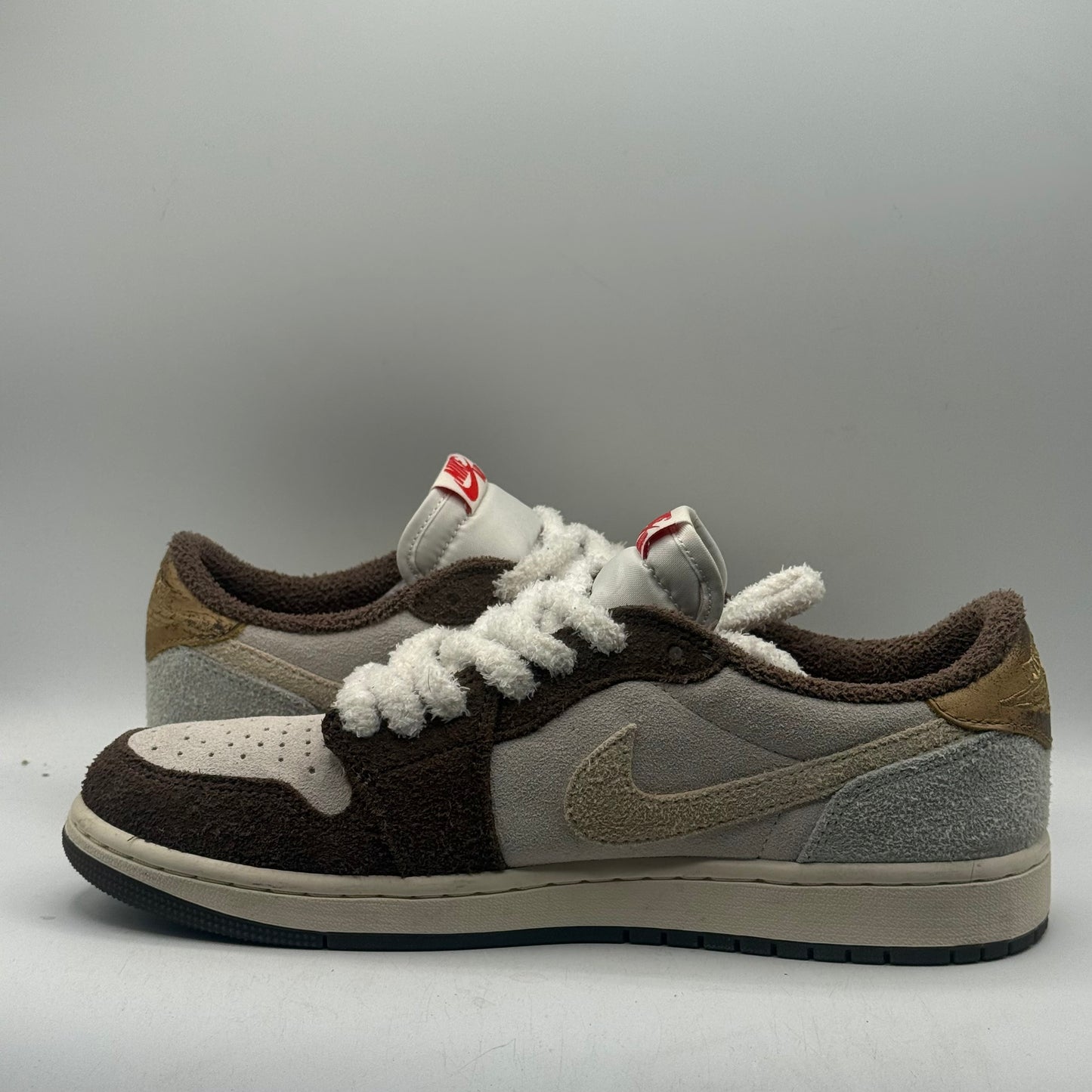 (Used) Jordan 1 Low OG Year Of The Rabbit Size 10