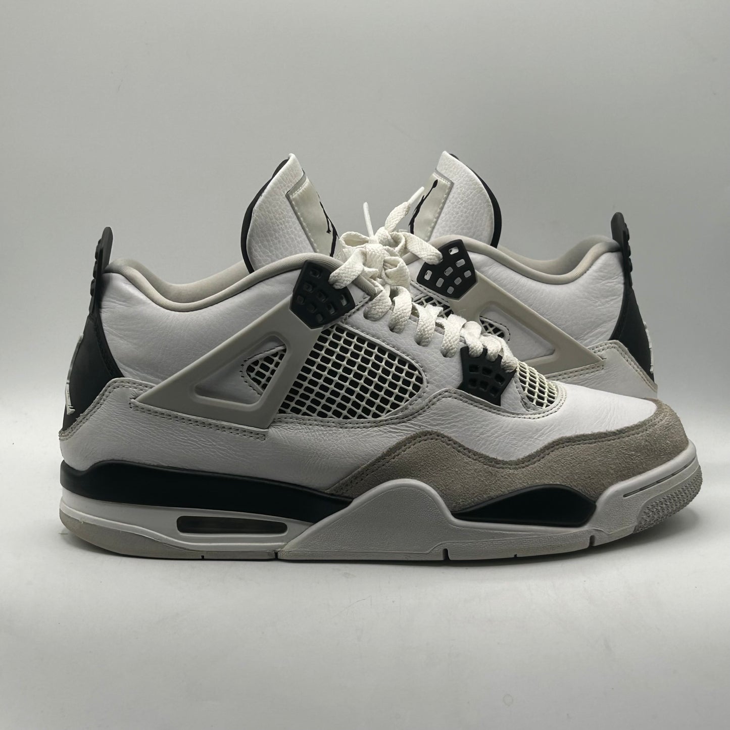 (Used) Jordan 4 Military Black Size 11
