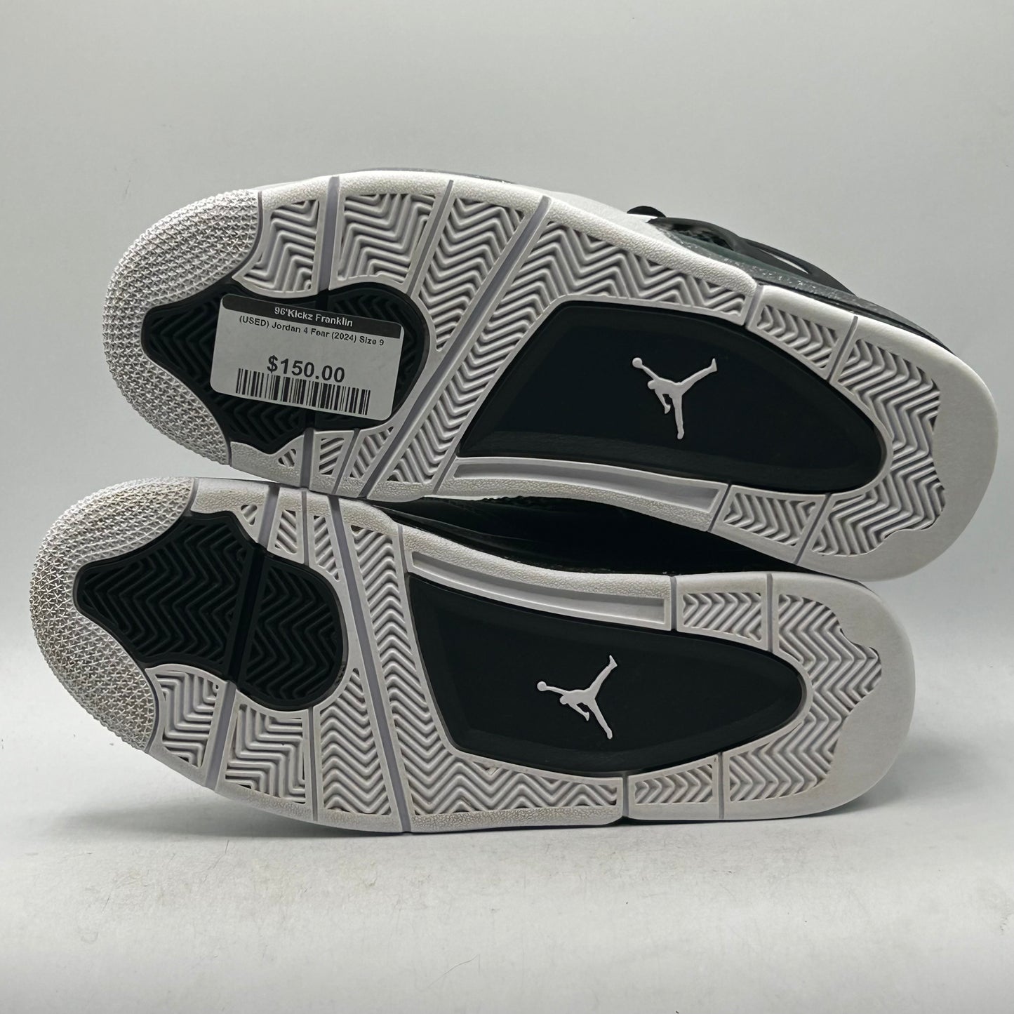 (USED) Jordan 4 Fear (2024) Size 9