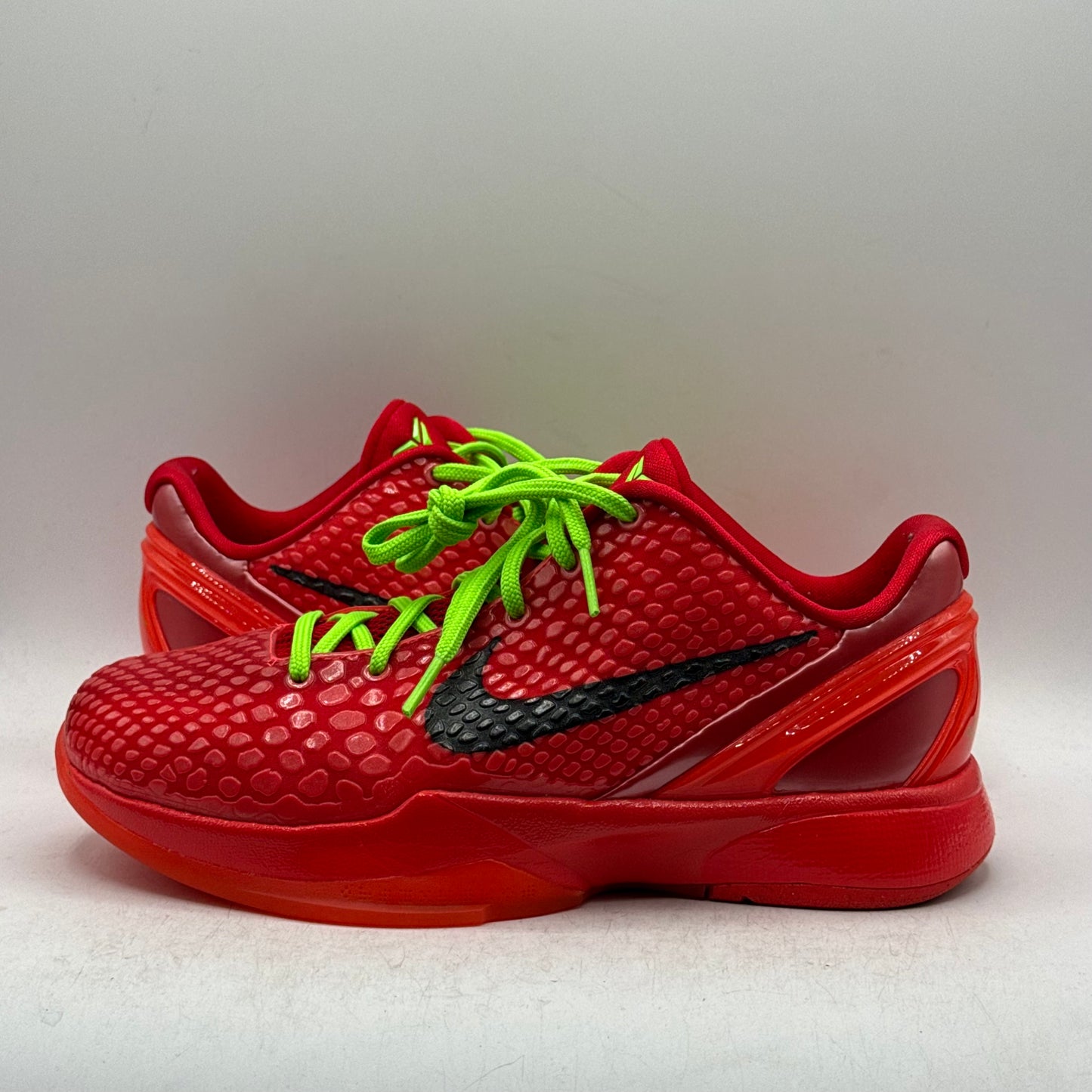 (Used) Nike Kobe 6 Reverse Grinch Size 6Y