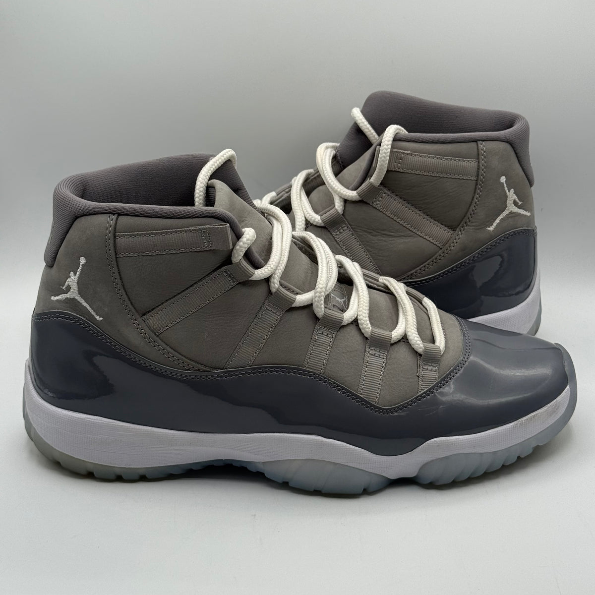 (USED) Jordan 11 Cool Grey Size 12