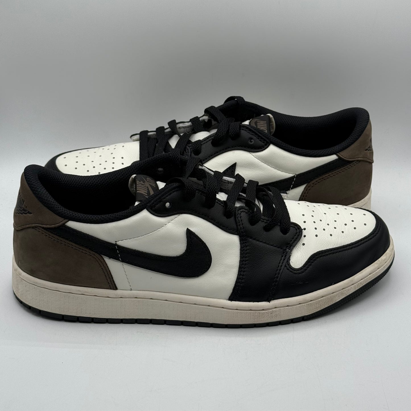 (USED, No Box) Jordan 1 Low Mocha Size 12