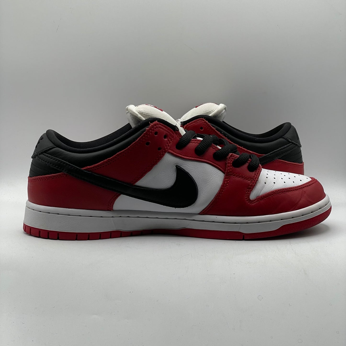 (Used) Nike SB Dunk Chicago Size 10