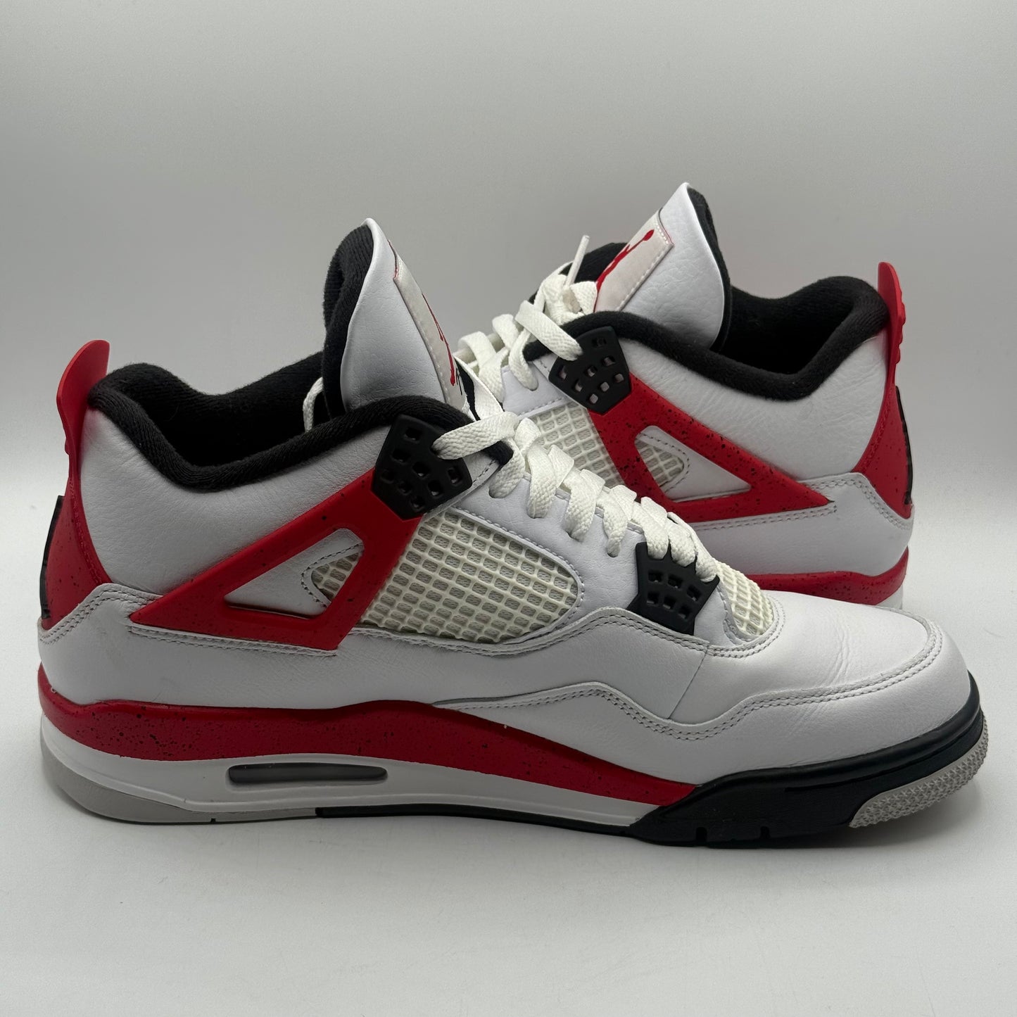 (USED) Jordan 4 Red Cement Size 10.5