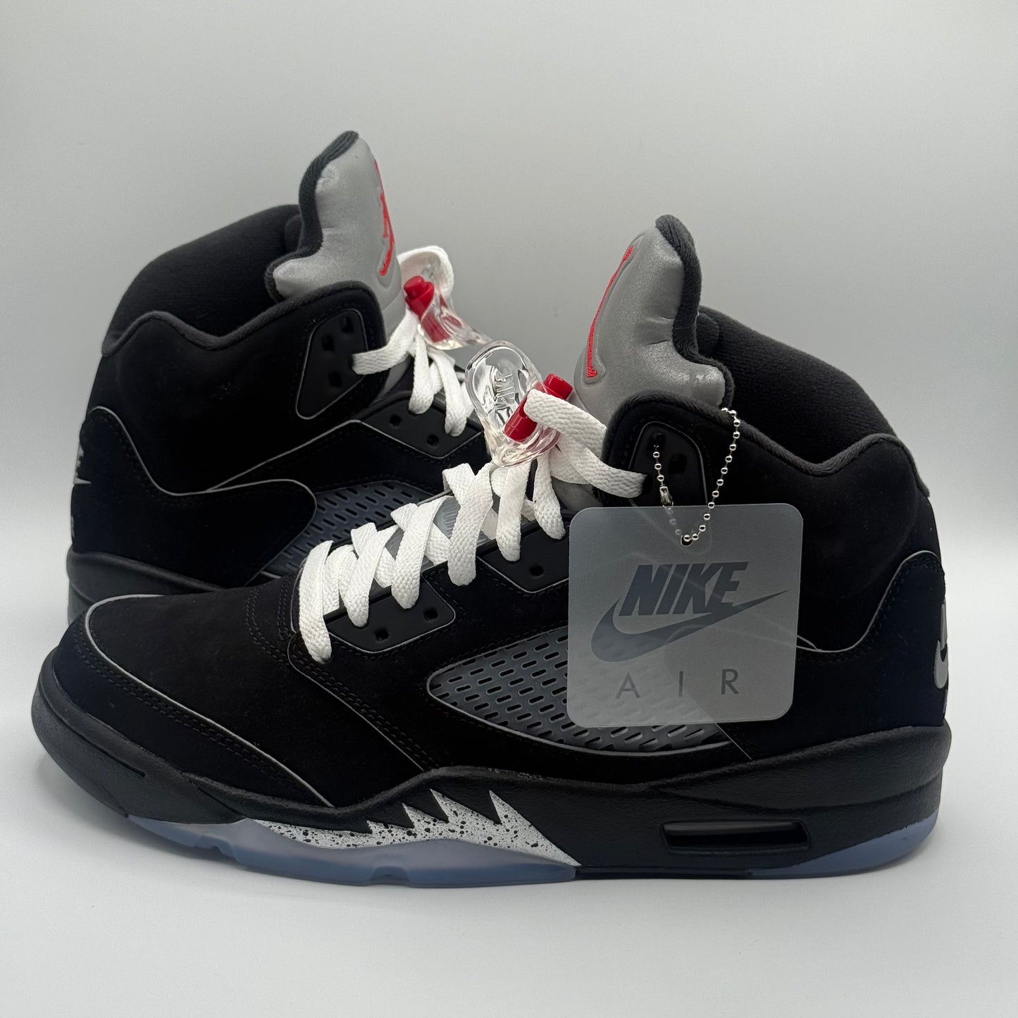 (USED) Jordan 5 Black Metallic Reimagined Size 9