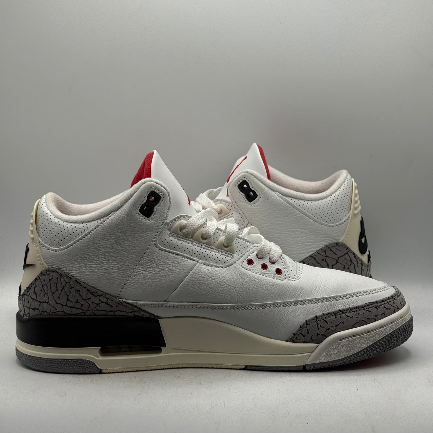 (Used No Box) Jordan 3 White Cement Reimagined Size 11
