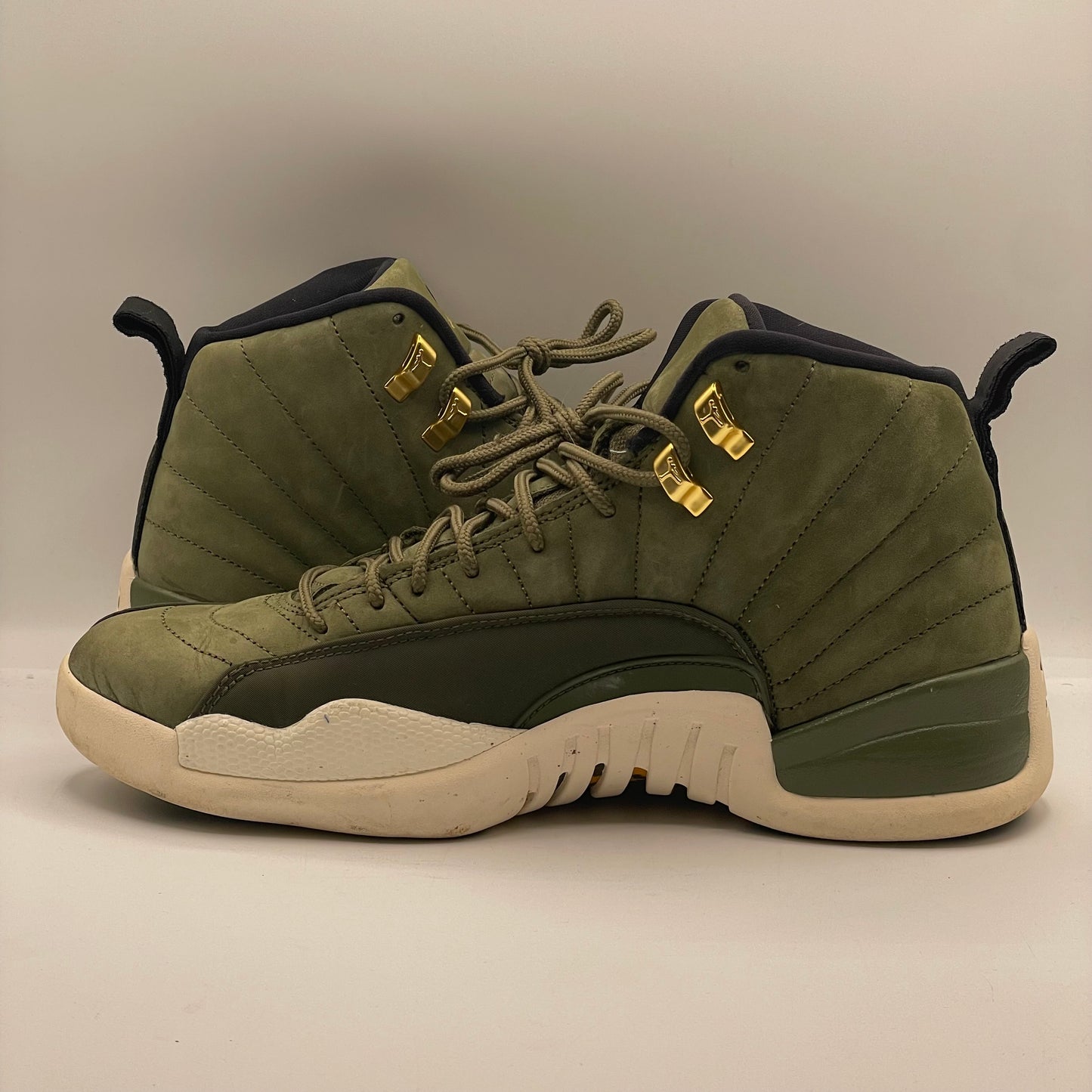(USED NO BOX) Jordan 12 Chris Paul Class of 2003 Size 10