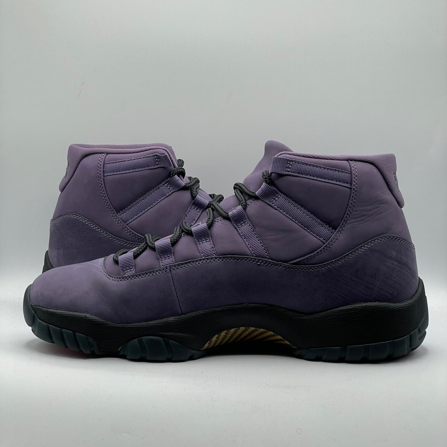 (USED) Jordan 11 Mojave Size 12